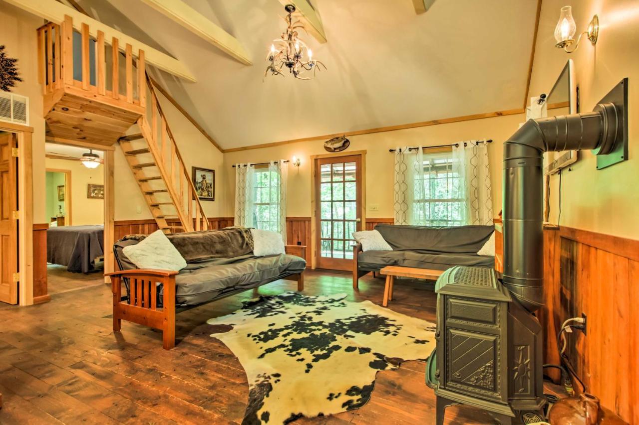 Clearwater Cabin On 10 Acres With Trout Stream! Monterey Esterno foto